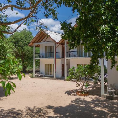 Pigeon Island Beach Resort And Spa Nilaveli Exterior photo