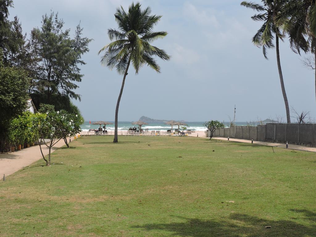 Pigeon Island Beach Resort And Spa Nilaveli Exterior photo